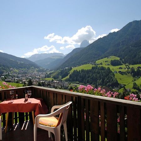 Dolomitenblick Ortisei Bagian luar foto