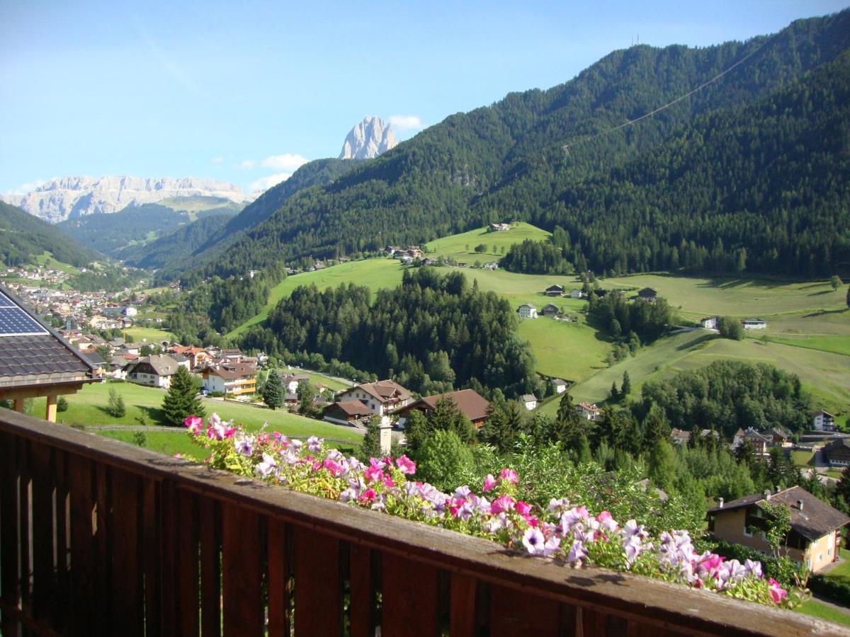 Dolomitenblick Ortisei Bagian luar foto